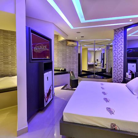Deslize Motel 4 乌贝兰迪亚 外观 照片